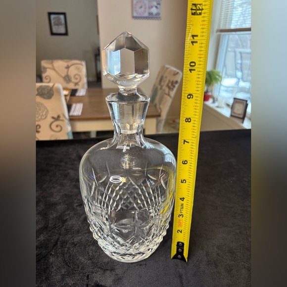 Vintage Cut Crystal Decanter - Picture 5 of 6